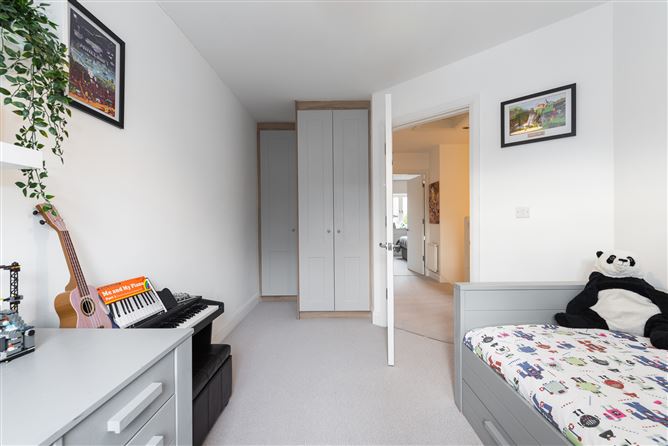 38 Bishops Gate, Kilternan, Dublin 18