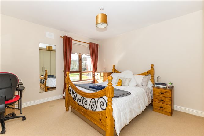 6 The View, Santry, Dublin 9
