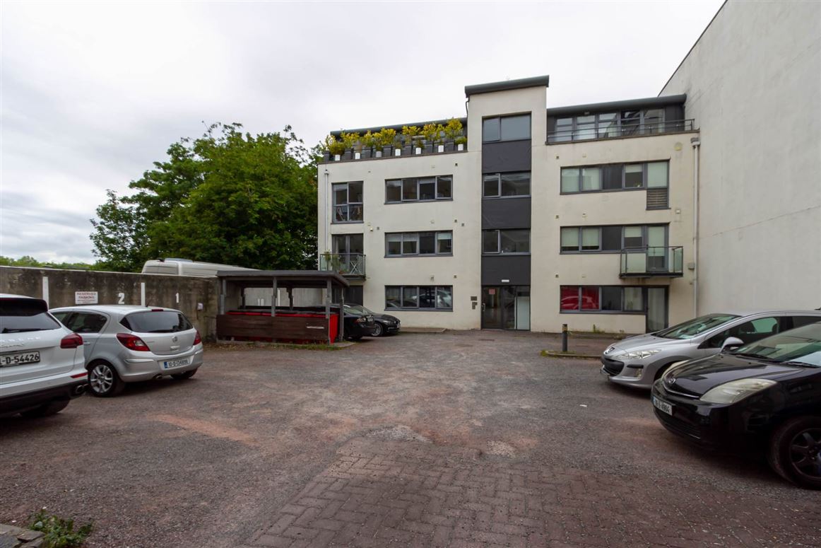 Apartment 52, 73 Leonard`s Court, Clanbrassil Street Lower, Dublin 8, County Dublin
