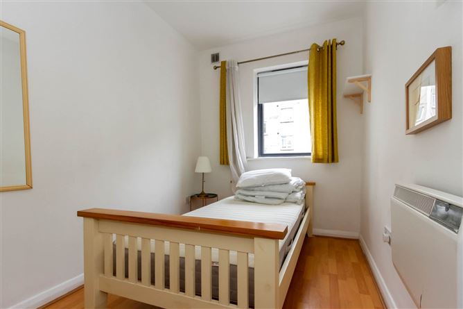 Apartment 52, 73 Leonard`s Court, Clanbrassil Street Lower, Dublin 8, County Dublin