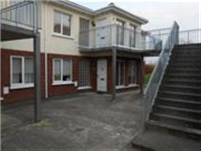 78 Bellevue Heights , New Ross, Wexford