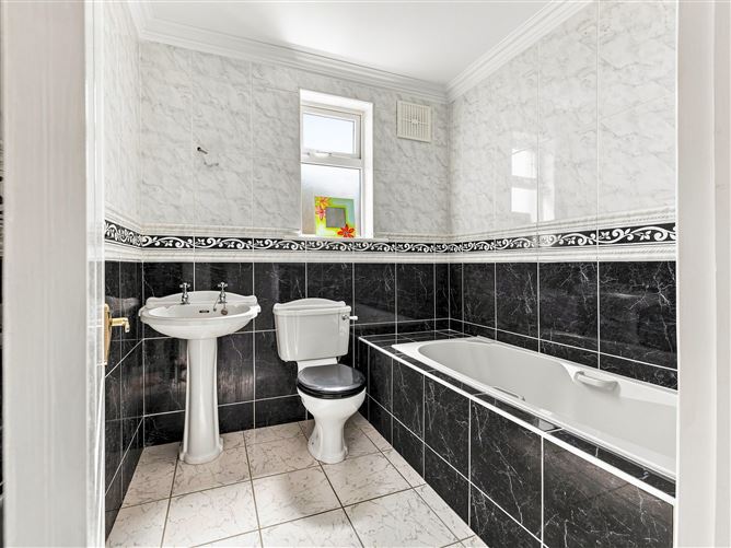 Photo 44 of 64 — 10 Kilbelin Close, Newbridge, Co. Kildare