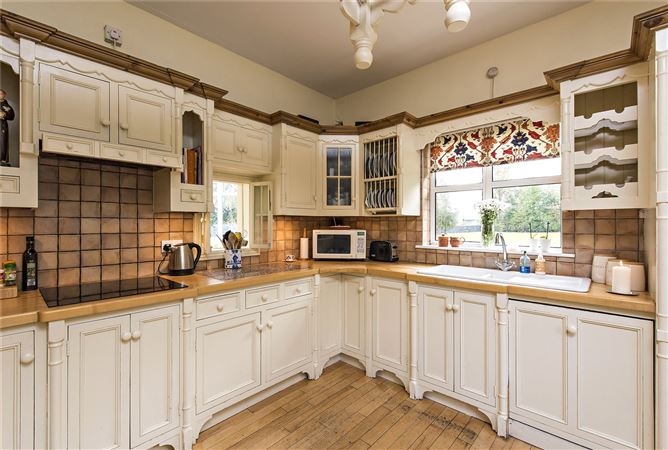 Kara Lodge, Stacumny, Celbridge, Co. Kildare