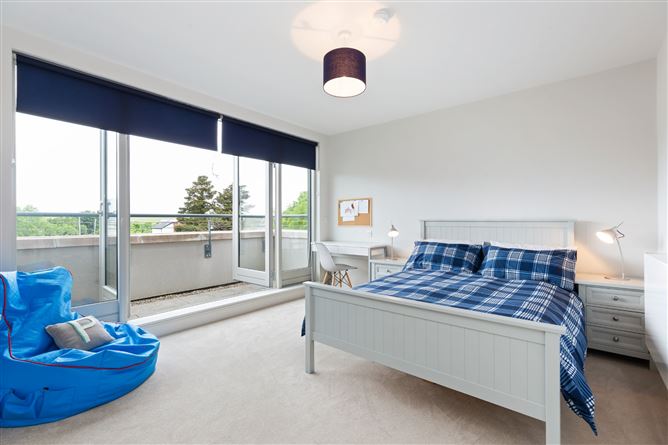 9 Brambledown, Glenamuck Road, Carrickmines, Dublin 18