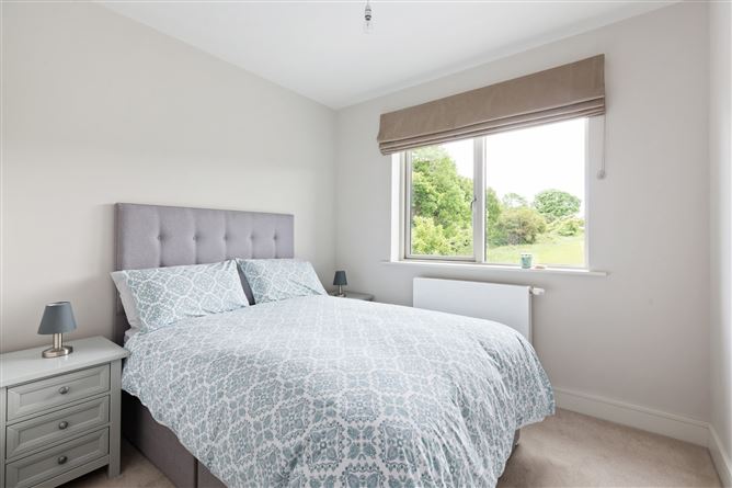 9 Brambledown, Glenamuck Road, Carrickmines, Dublin 18