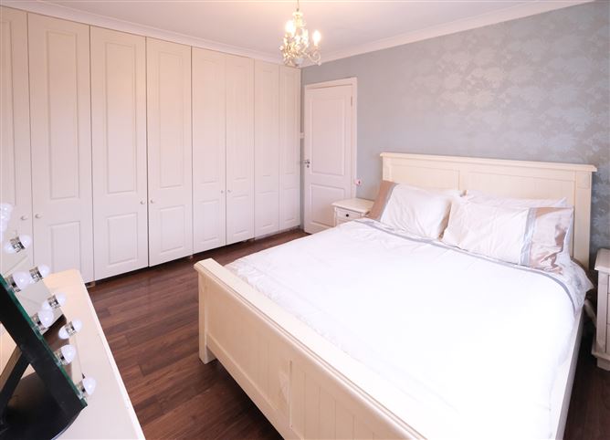 24 Pineview Grove, Tallaght, Aylesbury, Dublin 24