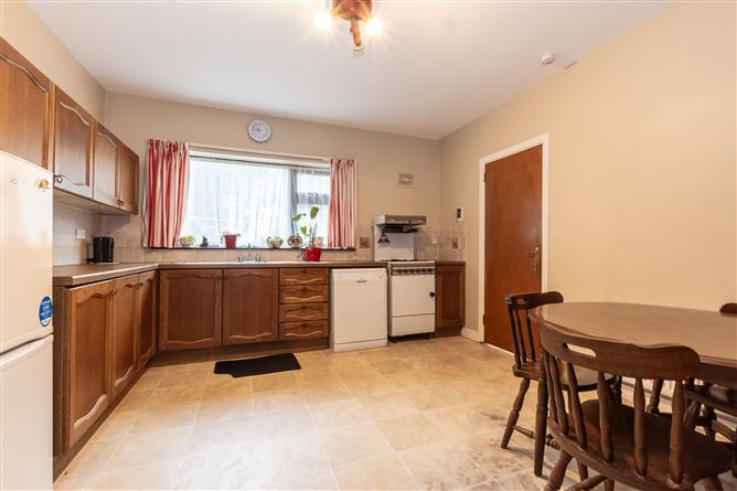 Photo 7 of 18 — 31 Oakley Drive, Earlscourt, Waterford City, Waterford