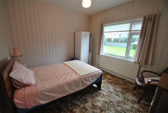 Templemore Road, Roscrea, Co. Tipperary
