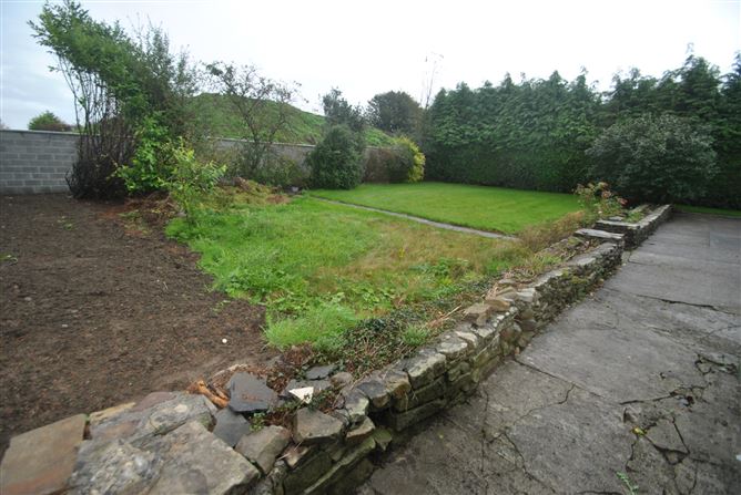 Templemore Road, Roscrea, Co. Tipperary