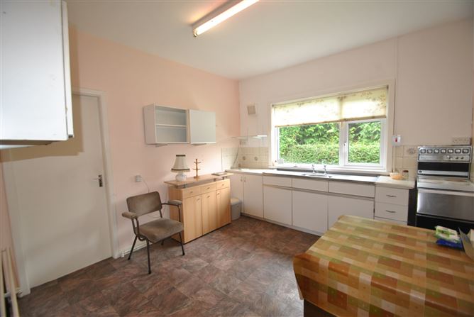 Templemore Road, Roscrea, Co. Tipperary