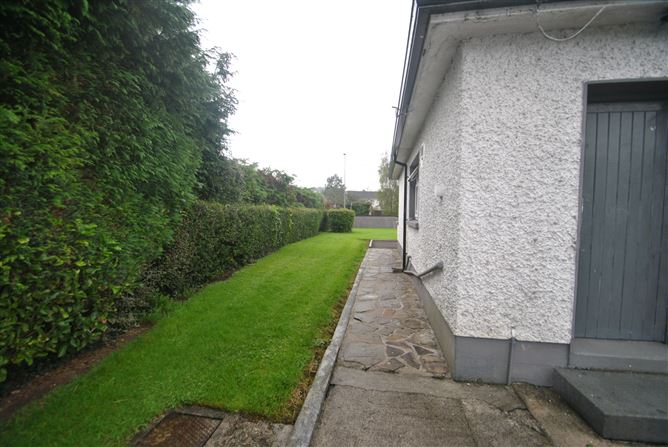 Templemore Road, Roscrea, Co. Tipperary