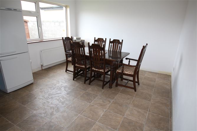 51 Whitehall Estate, Tullamore, Offaly