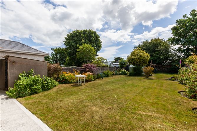 15 Sutton Park, Sutton,   Dublin 13