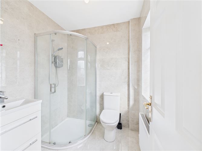 9 Glen Easton Grove, Leixlip, Kildare