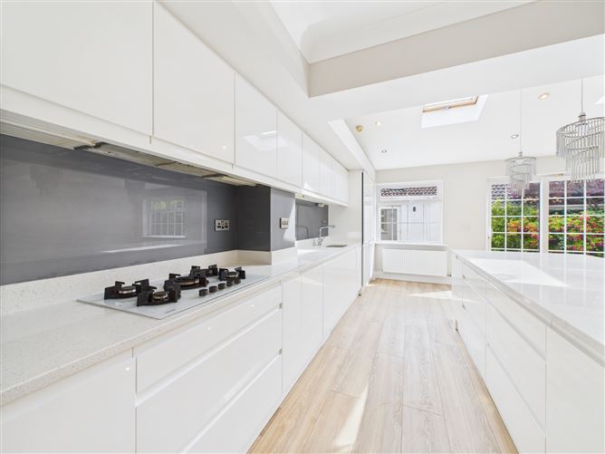 9 Glen Easton Grove, Leixlip, Kildare