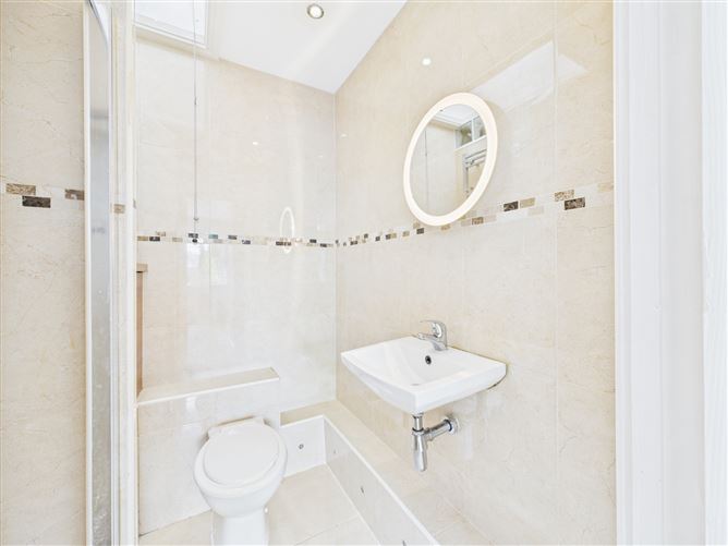 9 Glen Easton Grove, Leixlip, Kildare