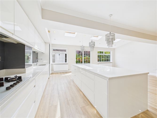 9 Glen Easton Grove, Leixlip, Kildare