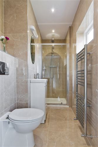 8 Luttrellstown Glade, Castleknock, Dublin 15.