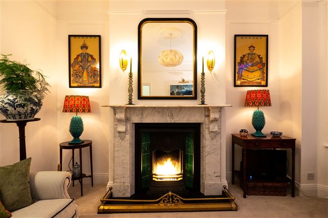 https://photos-a.propertyimages.ie/media/3/2/2/4994223/4f9fc430-9e32-403d-b360-a4e4fce06e61_l.jpg