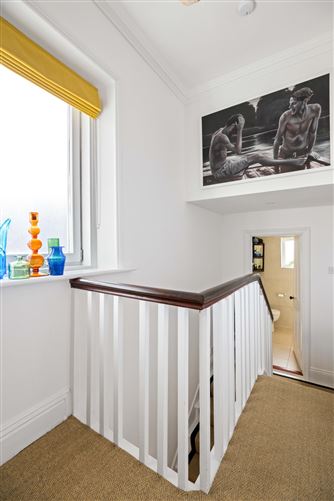 https://photos-a.propertyimages.ie/media/3/2/2/4994223/4f9fc430-9e32-403d-b360-a4e4fce06e61_l.jpg
