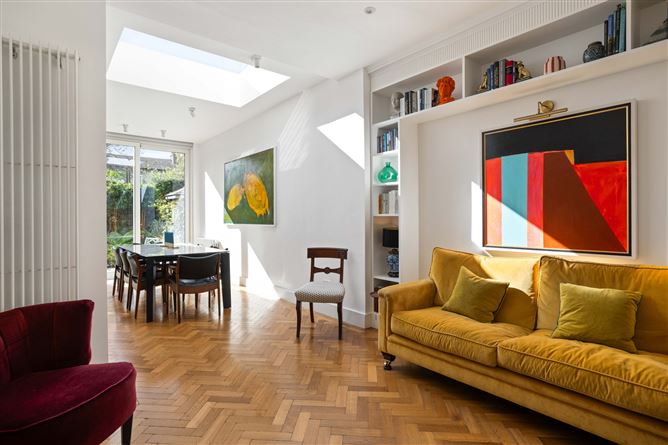 https://photos-a.propertyimages.ie/media/3/2/2/4994223/4f9fc430-9e32-403d-b360-a4e4fce06e61_l.jpg
