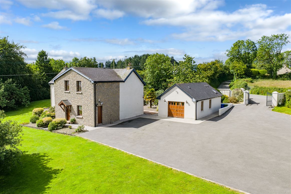 Kiseeti, Ballea Hill, Carrigaline, Cork