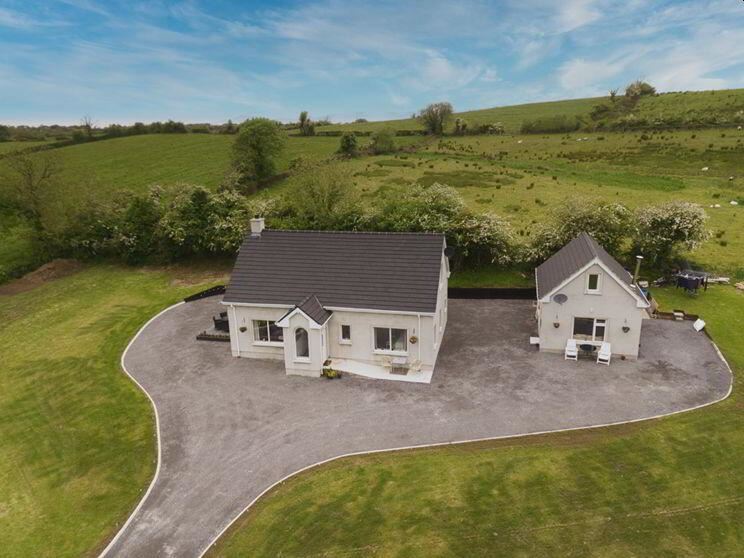 Ardlongfield, Ballyshannon, Donegal