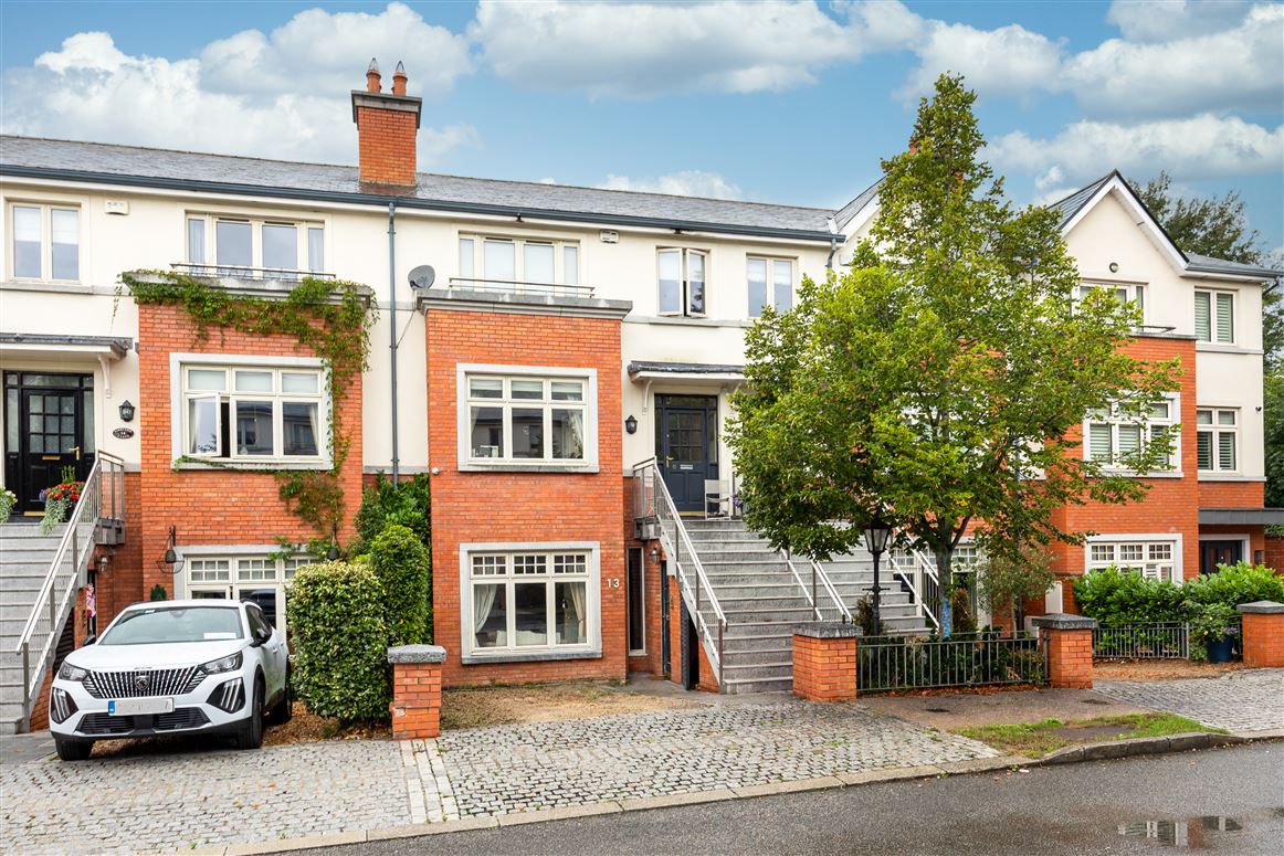 13 Farmleigh Close, Castleknock, Dublin 15
