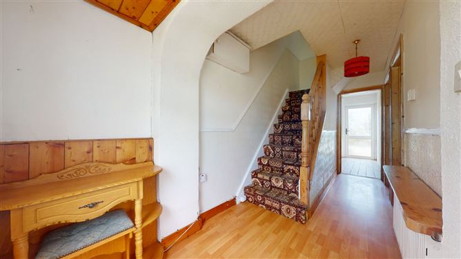 33 Mackintosh Park, Dun Laoghaire, Co. Dublin