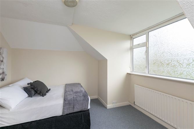 2 Myrtle Grove, Stillorgan, Co. Dublin