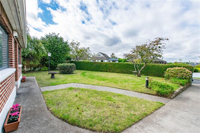 2 Myrtle Grove, Stillorgan, Co. Dublin