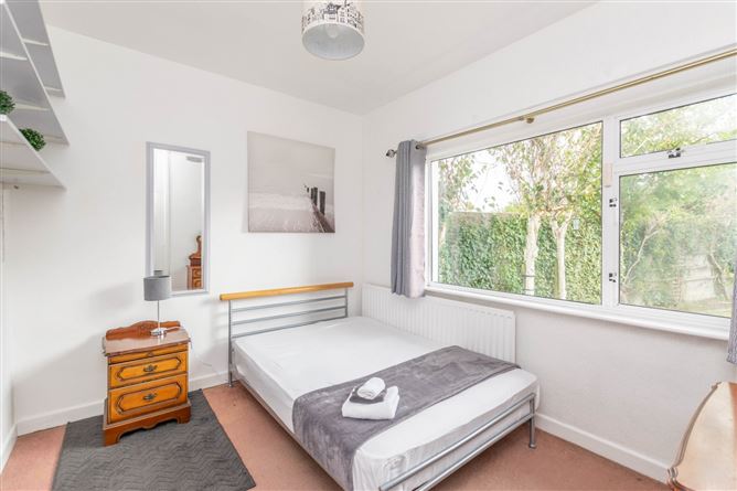 2 Myrtle Grove, Stillorgan, Co. Dublin