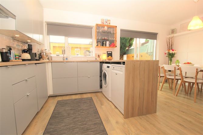 1 Huntstown Grove, Huntstown, Dublin 15