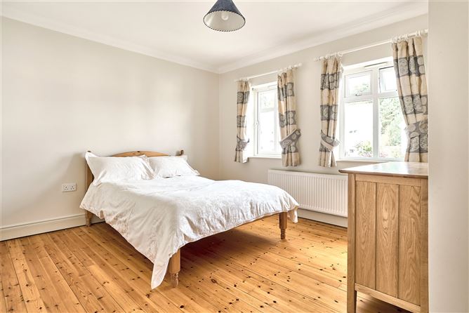 The Maples, 36 Willsgrove, Cahercalla, Ennis, Co. Clare.