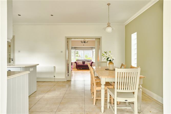 The Maples, 36 Willsgrove, Cahercalla, Ennis, Co. Clare.
