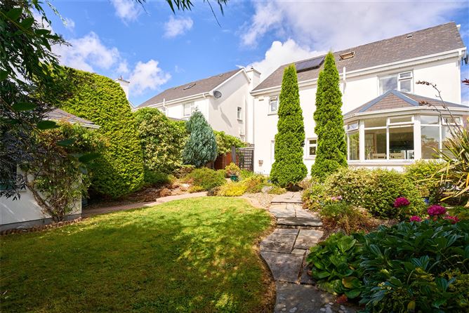 The Maples, 36 Willsgrove, Cahercalla, Ennis, Co. Clare.