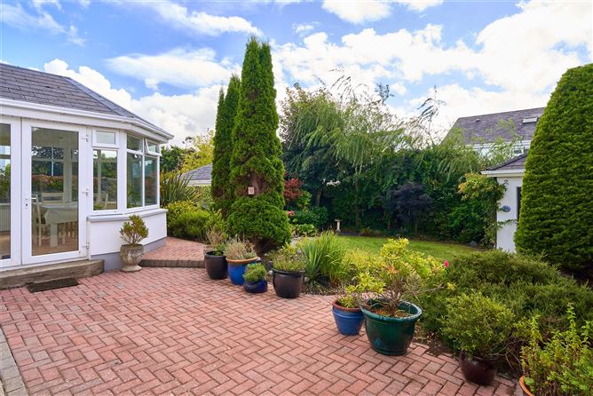 The Maples, 36 Willsgrove, Cahercalla, Ennis, Co. Clare.