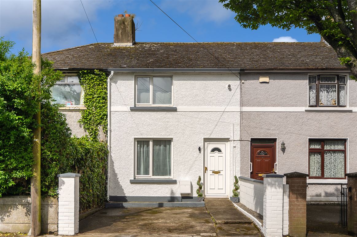 52 DOWTH AVENUE, Cabra, Dublin 7