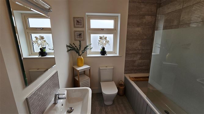 40 The Park, Janeville, Carrigaline, Cork