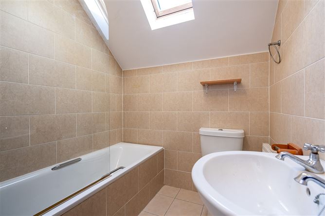 6 Heather Park, Pairc Na Gloine, Kenmare, Co. Kerry