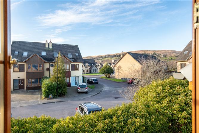 6 Heather Park, Pairc Na Gloine, Kenmare, Co. Kerry