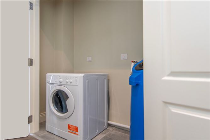 Apt 7, Cova Da Iria, 105 Upper Salthill, Galway, Co. Galway