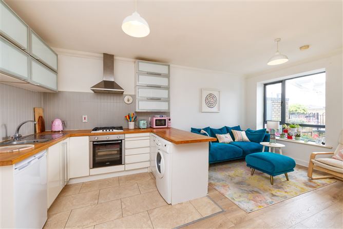 8 Grange Lodge Court, Clongriffin, Dublin 13