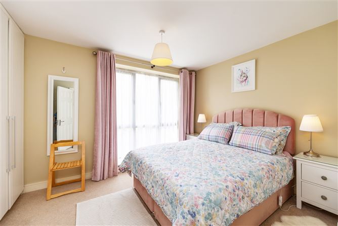 8 Grange Lodge Court, Clongriffin, Dublin 13