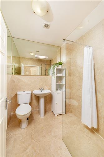 8 Grange Lodge Court, Clongriffin, Dublin 13