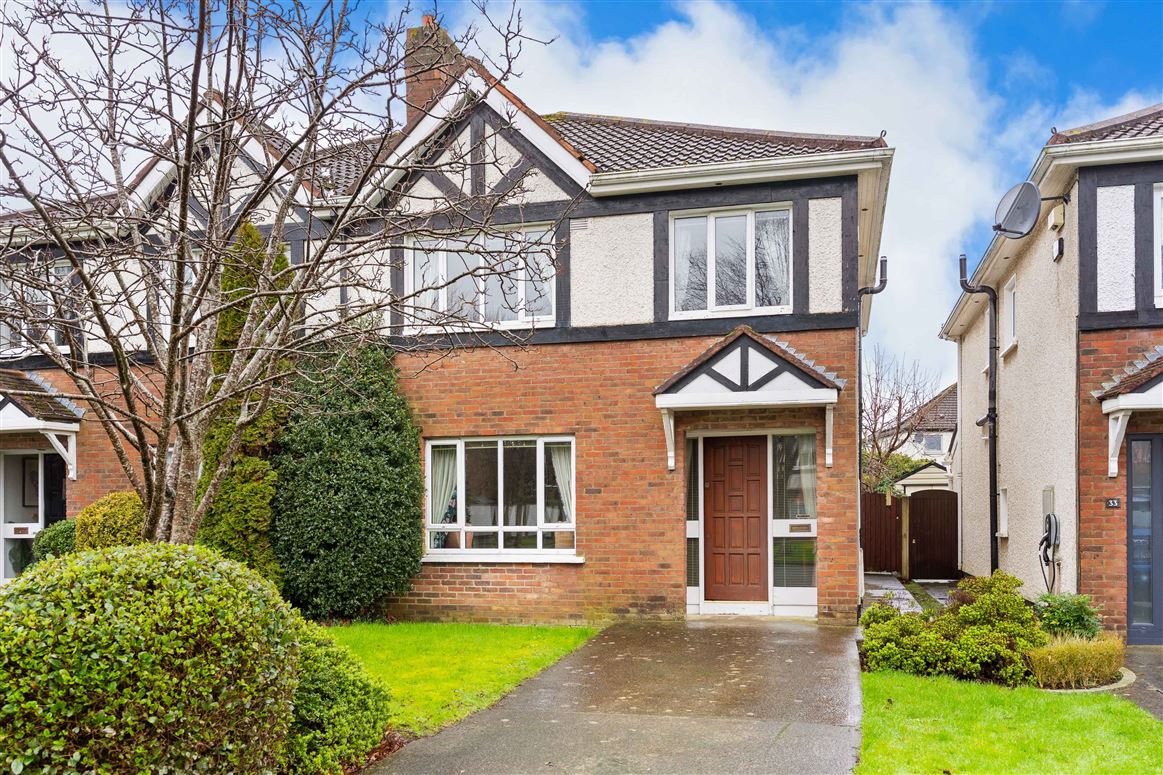 32 Fosterbrook, Booterstown, Dublin