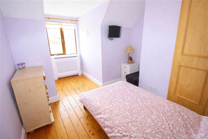 8 Beechmount, Carnew, Wicklow