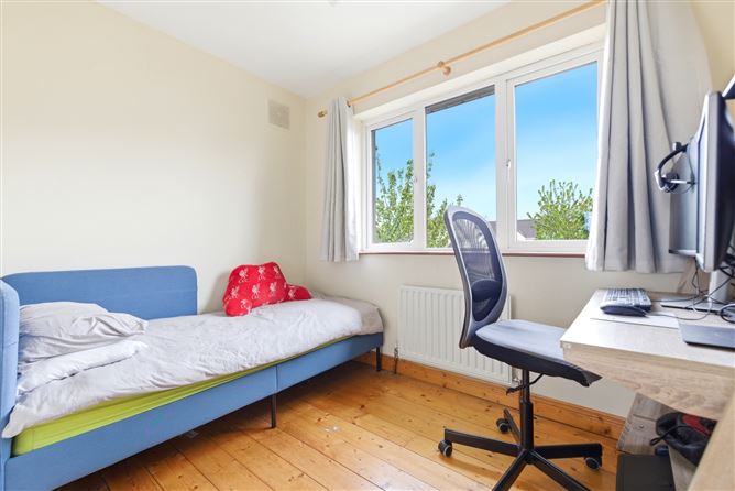 Photo 12 of 19 — 7 Ashgrove Lawn, Cahir Road, Clonmel, Co. Tipperary
