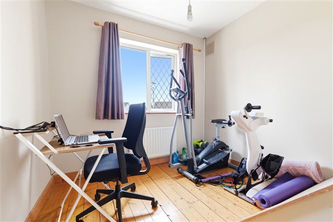 Photo 13 of 19 — 7 Ashgrove Lawn, Cahir Road, Clonmel, Co. Tipperary