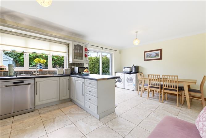 Photo 6 of 19 — 7 Ashgrove Lawn, Cahir Road, Clonmel, Co. Tipperary